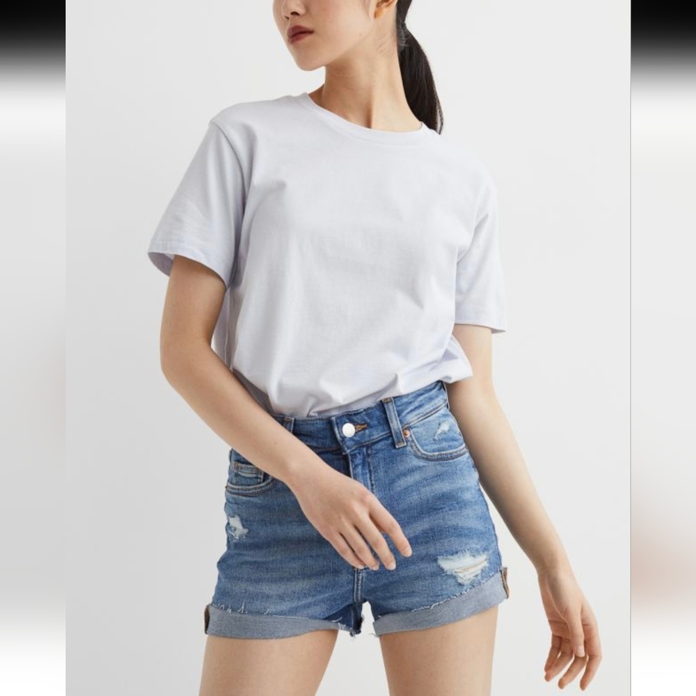 Women’s distressed denim shorts H&M Size 12